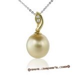 Dpp005 Leave design south sea pearl and diamond pendant in 18K yellow gold