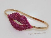 FSB001  Gold Tone Rhinestone  Sex Appeal Red Lip Kiss Hand Palm Bracelet Bangle