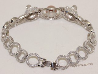 SSB140 Sterling Silver  Zircon Accented Chain Wrist Bracelet With Freshwater Pearl