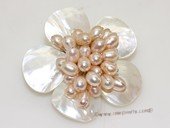 Brooch130 Culster Flower deisger freshwater pearl brooch in wholesale