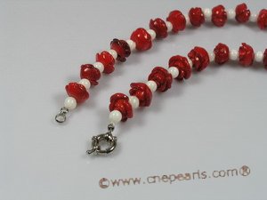 cn098  red flower carve coral beads single necklace with deep sea tridacna