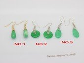 je038 Silver tone jade green color gemstone earring