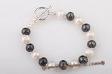 pbr268 8-9mm white& black potato pearl bracelet in wholesale