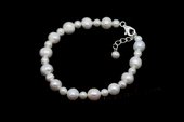 Pbr430 Hand Knotted White Cultured Pearl Intervals Bracelet