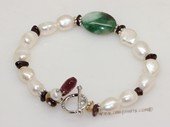pbr574 Fashion Freshwater Pearl Bracelet with jade and garnet beads