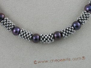 pn044 elegant looking black potato shape freshwater pearl necklace alternate with silver toned fittings