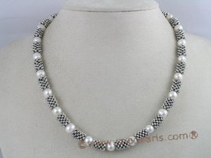 pn045 elegant looking white potato shape freshwater pearl necklace alternate with silver fittings