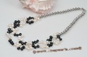Pn450 Fashion white and black Freshwater dancing Pearl Spring Necklace