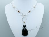 Pn661 Hand Wired Cultured Pearl Necklace with Black Crystal Pendant