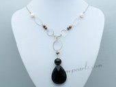 Pn661 Hand Wired Cultured Pearl Necklace with Black Crystal Pendant