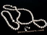 Pnset231 Enticing hand-knotted 4-5mm freshwater seed pearl necklace set