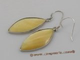 se020 15*30mm nature color oval sea shell dangle earrings with 925 silver hook
