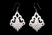 SE081 Hand Carved 28*38mm Flower Shell Silver Toned Earrings