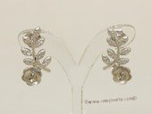 sem145  Sterling silver Pierce ear stud mounting in Leaf Sharp