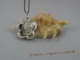 sp025 45mm MOP pearl shell carved flower pendant