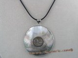 sp037 natural color round shell Leather pendant Necklace wholesale