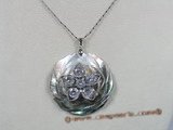 sp046 Silver natural black shell pendant with zircon beads