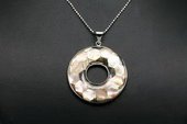 sp092 35mm Colorized round shell pendant necklace wholesale online