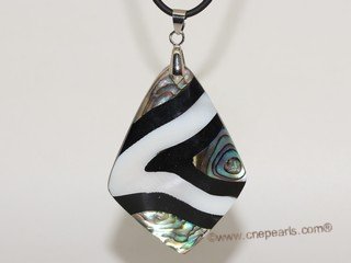 sp169  39*55mm rhombic pattern mother of pearl shell pendant necklace