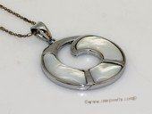 sp185 Silver tone round design pendant necklace with mother of pearl