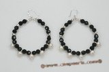 spe401 6mm black agate and white potato pearl earring