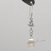 Spe489 Sterling Silver White Freshwater Pearl Dangle Earrings in Flower Design
