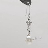 Spe491 Sterling Silver White Freshwater Pearl Earrings in Grape Shape