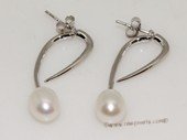 spe563 Sterling Silver Freshwater Bread Pearl Stud Earrings