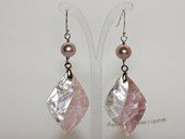 spe573  Delicate Freshwater Pearl Pierced  Dangle Earrings With Oval Shell