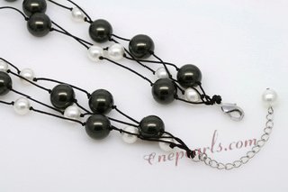 Spn064 Unusual White and Black Shell Pearl thread Layer Necklace