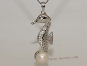 spp409 925 Sterling Silver & Cultured Freshwater Pearl Seahorse Style Hippocampus  Pendant