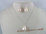 spset005 White printed flower shell pearl pendant & earrings set in wholesale