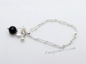 stcbr005 Cultured pearl& Faceted Aagte Silver toned Chain Bracelet