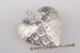 stp086 Classic sterling silver battered Heart Charm in wholesale
