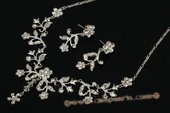 Wnset006 Hand-crafted Rhinestone Floral Treasure Jewelry Set